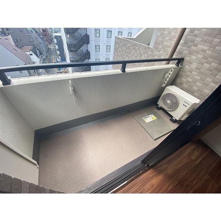 コモドール雷門の内装