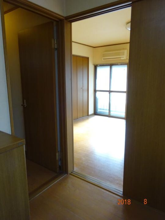 小林ビルの内装