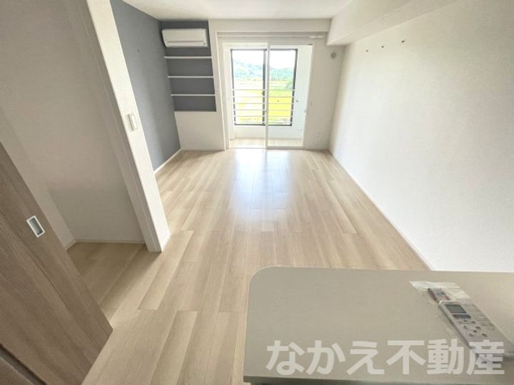 徳島県阿南市見能林町林崎(アパート)の賃貸物件の居間