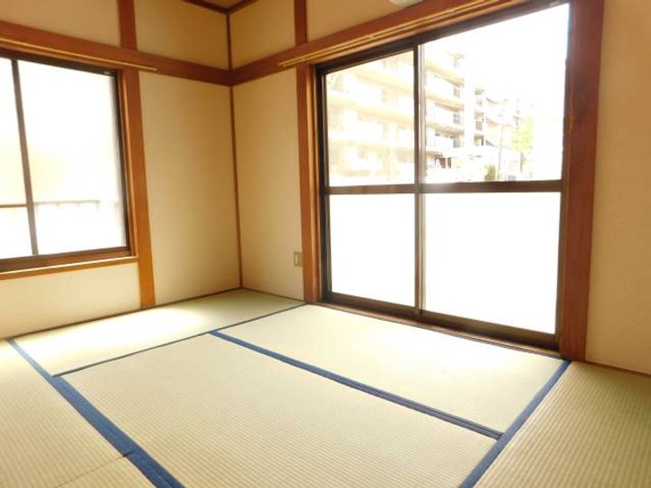 メゾン長坂の居間