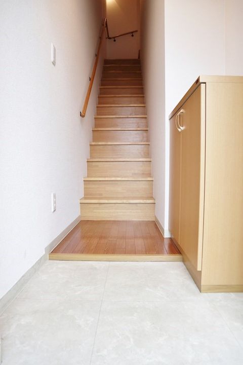 大阪府岸和田市尾生町(アパート)の賃貸物件の玄関