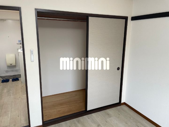 グレイシャス駿河Bの内装