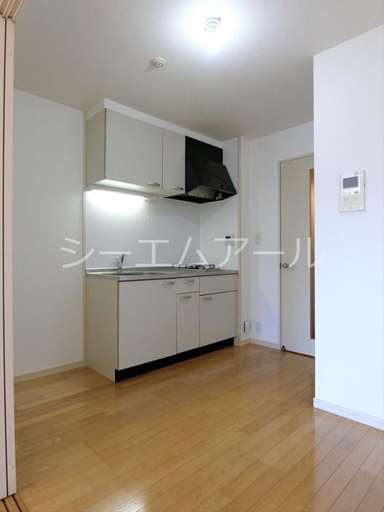 福岡県福岡市博多区博多駅南2(マンション)の賃貸物件の居間