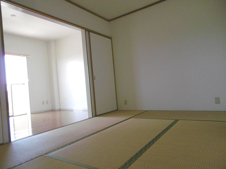 高知県高知市一宮中町1(マンション)の賃貸物件の内装