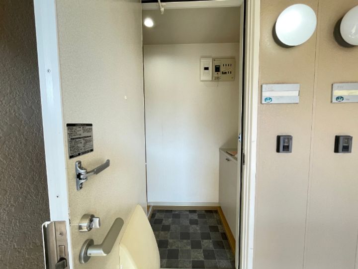 リンピアIIBの玄関