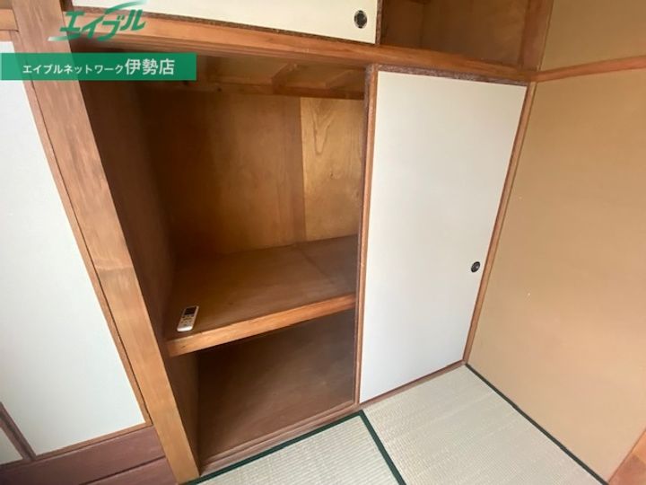 ツインビーテラス波切の内装