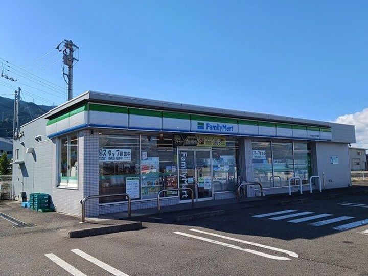 愛媛県四国中央市中之庄町(アパート)の賃貸物件の周辺
