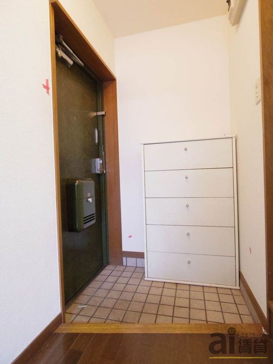 東京都小金井市貫井北町2(マンション)の賃貸物件の玄関