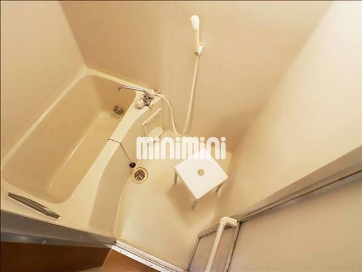 グリーンコート反町の風呂