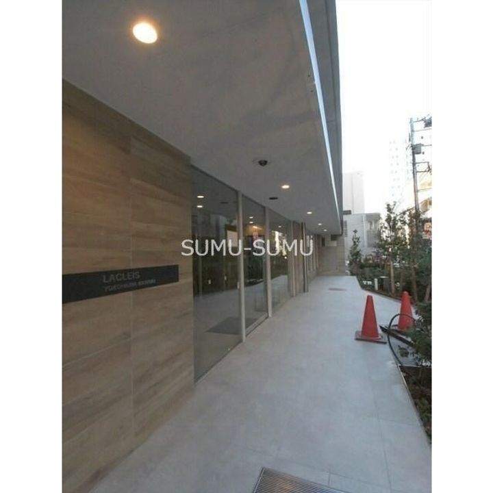 ラクレイス横濱関内の地図