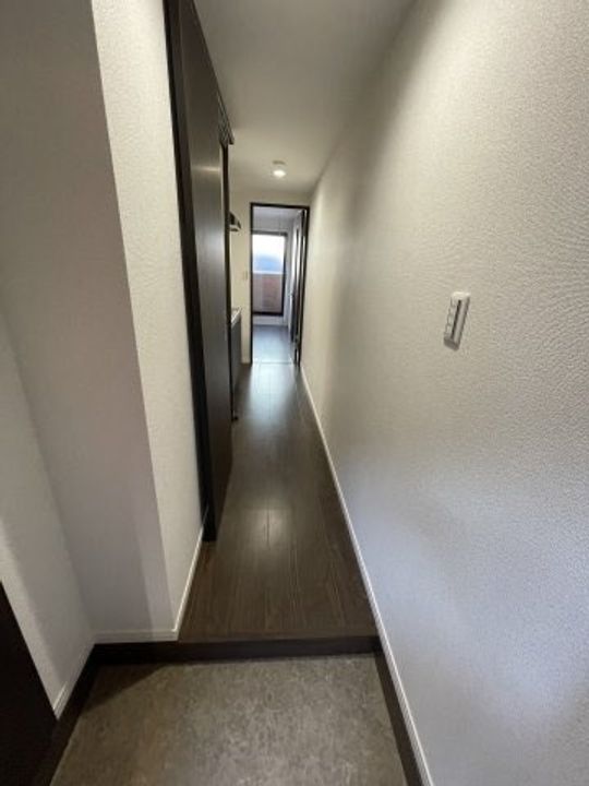 ベイルーム県立大学IIの玄関