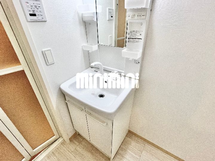 丸東レジデンス大須の内装