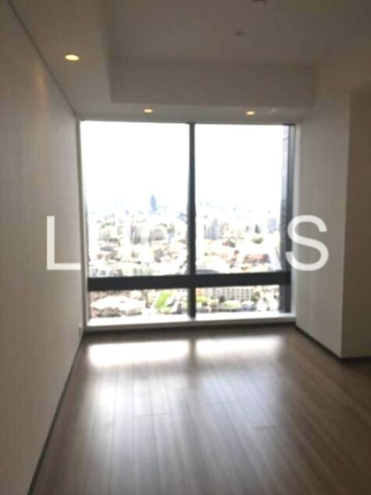 ラ・トゥール新宿グランドの居間