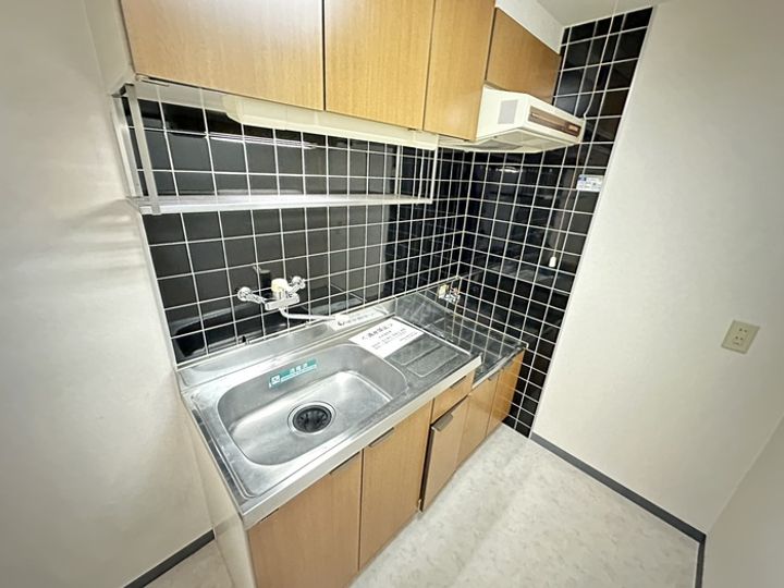 北海道札幌市中央区南四条西14(マンション)の賃貸物件のキッチン