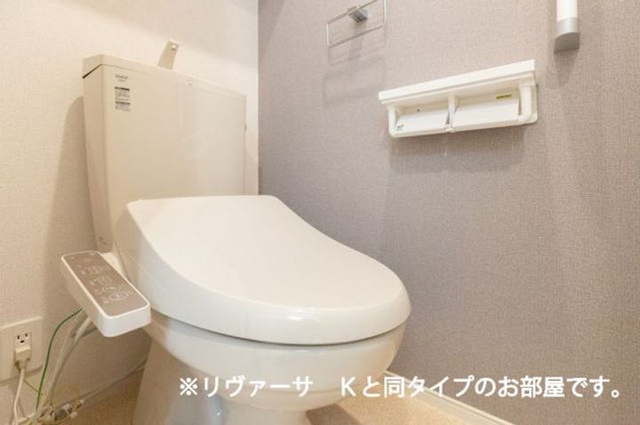 コリーナ アルモ Eの内装