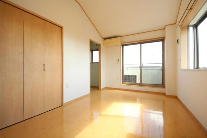 リバーサイド川内の居間