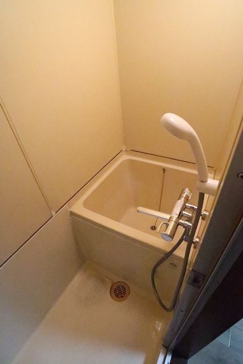 栗谷コーポの風呂