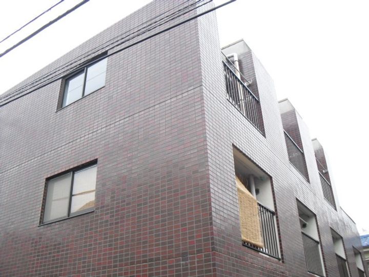 東京都中野区中央3(マンション)の賃貸物件の外観