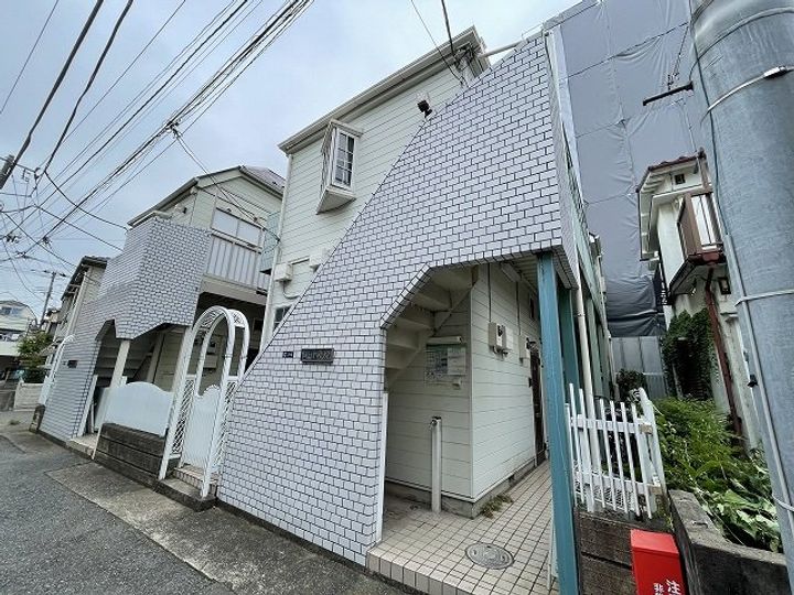 ローヤル堤の外観