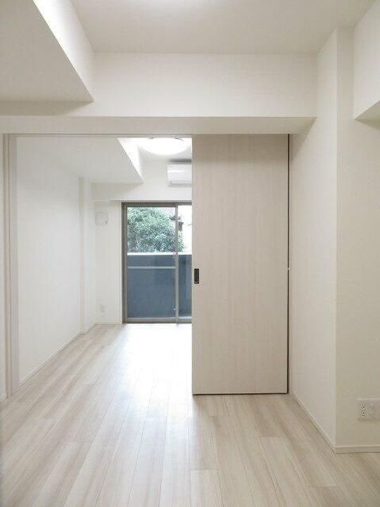 神奈川県横浜市南区永楽町1(マンション)の賃貸物件の居間