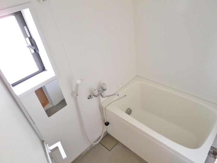 ジョイコーポ座間C棟の風呂