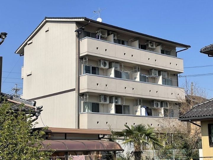 シャトー関口の外観