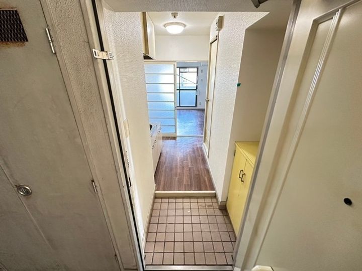 舟入 松尾ビルの玄関