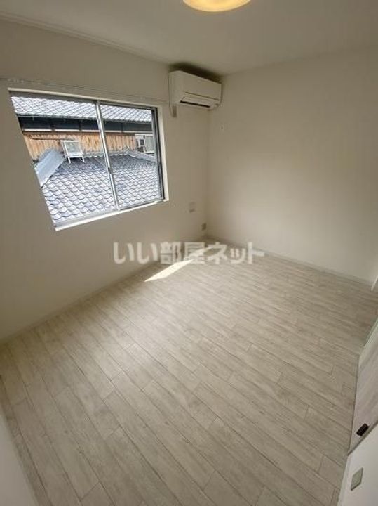 和歌山県和歌山市三葛(アパート)の賃貸物件の居間