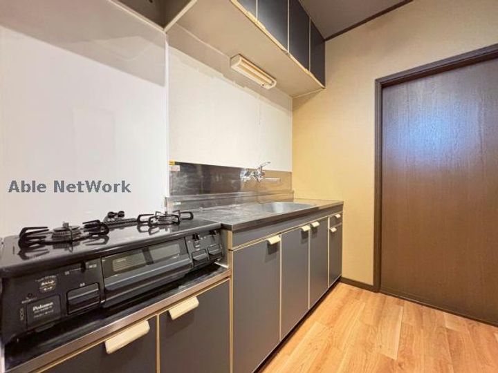 イエロー5のキッチン