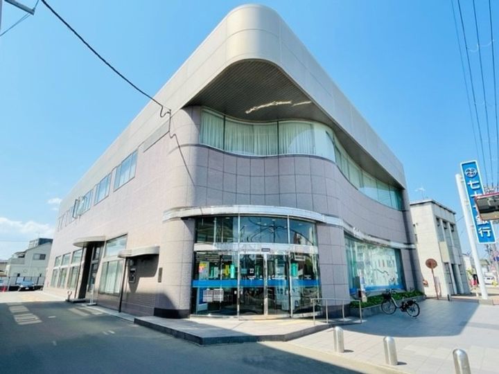 ネイヴ グレアIIの周辺