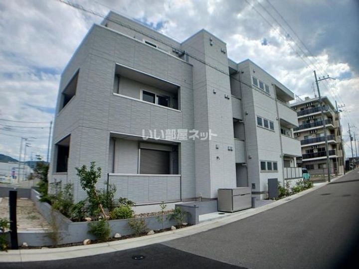 大阪府交野市星田北6(アパート)の賃貸物件の外観