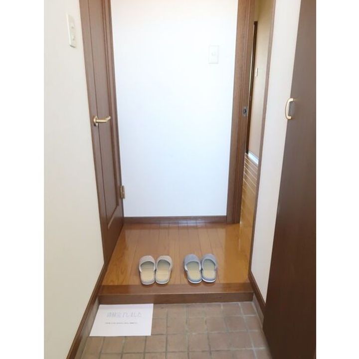 アルファレジデンス泉が丘の玄関