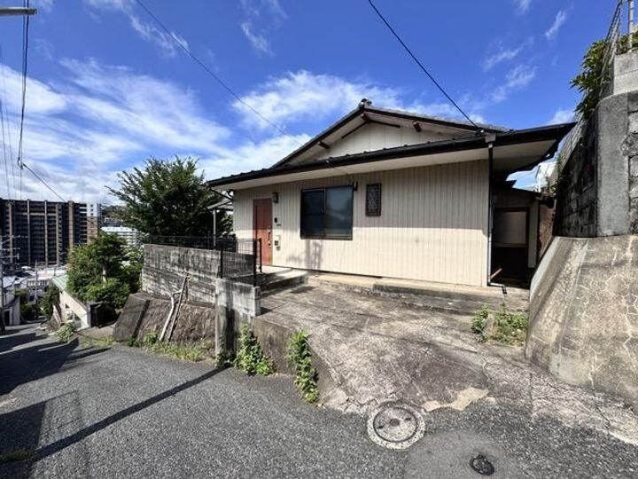 福岡県北九州市小倉南区守恒1(一戸建)の賃貸物件の外観
