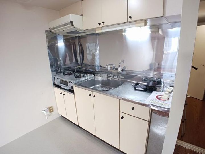 クレステージ田家のキッチン