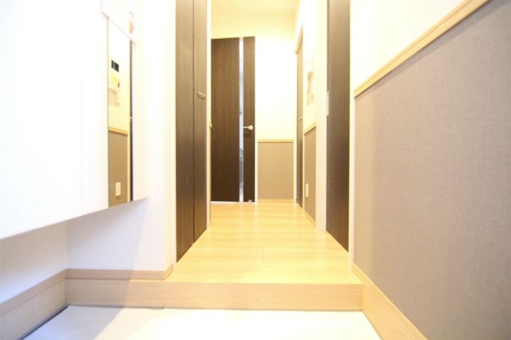 山口県下関市長府川端2(アパート)の賃貸物件の玄関