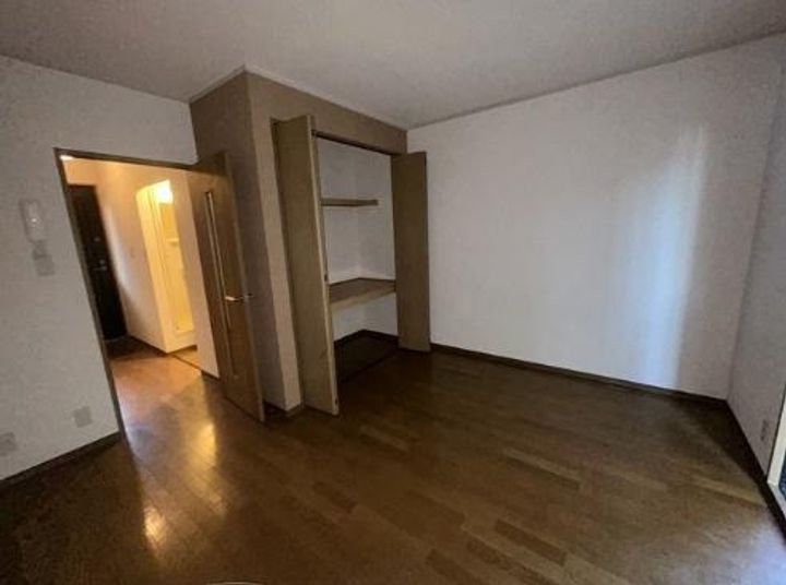 京都府乙訓郡大山崎町字大山崎小字永福寺(アパート)の賃貸物件の居間