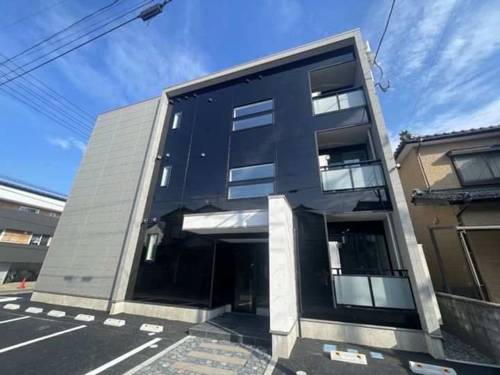 アオーラ中山の外観