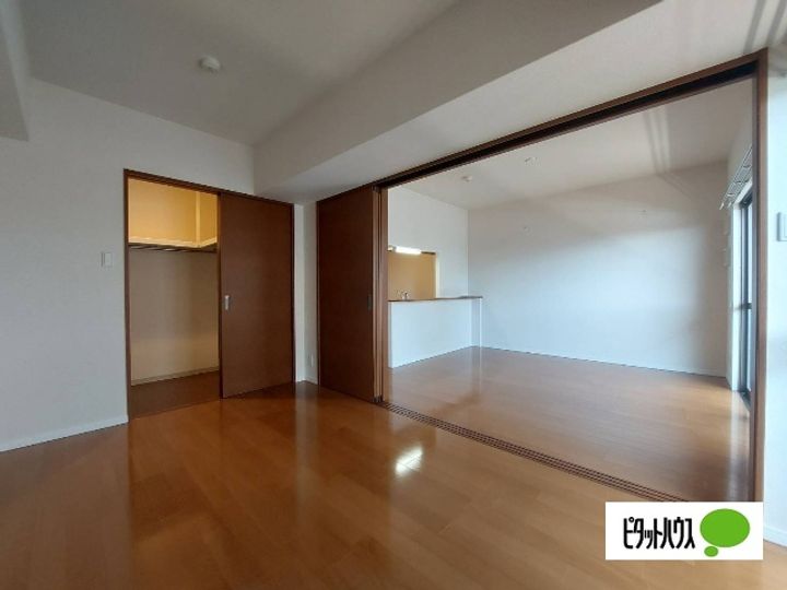 ベリー海老江の居間