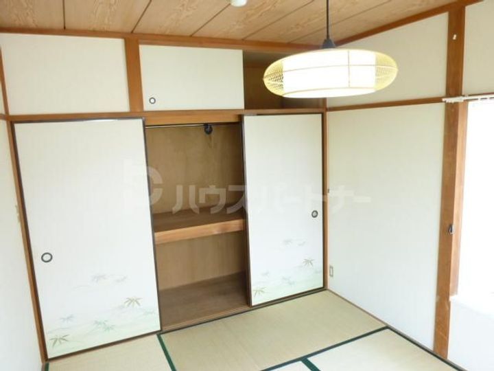 伸光ハイムの内装