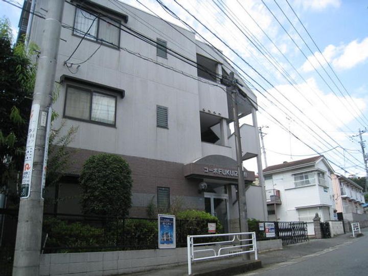 コーポ福泉の外観