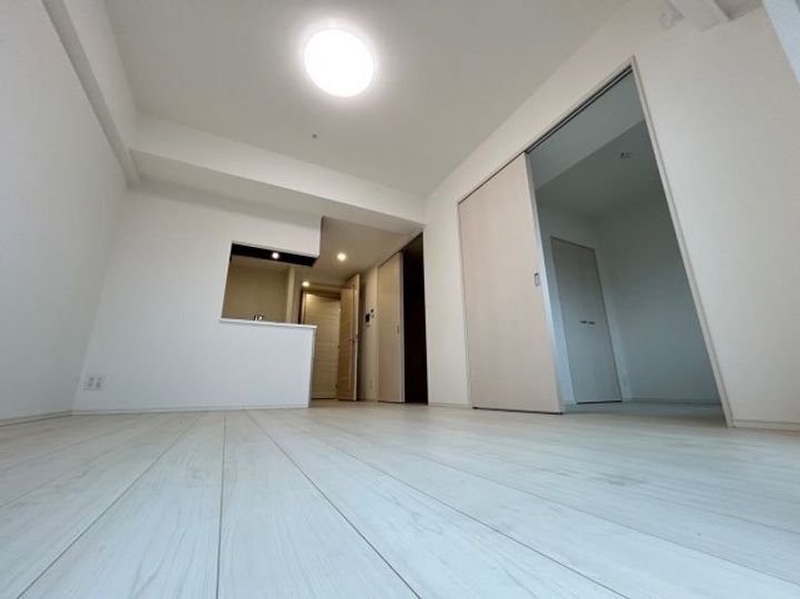 埼玉県川口市本町1(マンション)の賃貸物件の居間