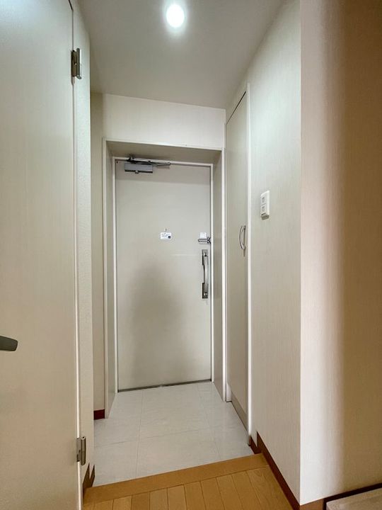 WESTCITY東大通の玄関