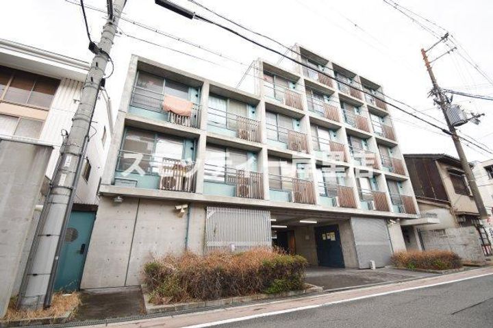 メネダスの外観