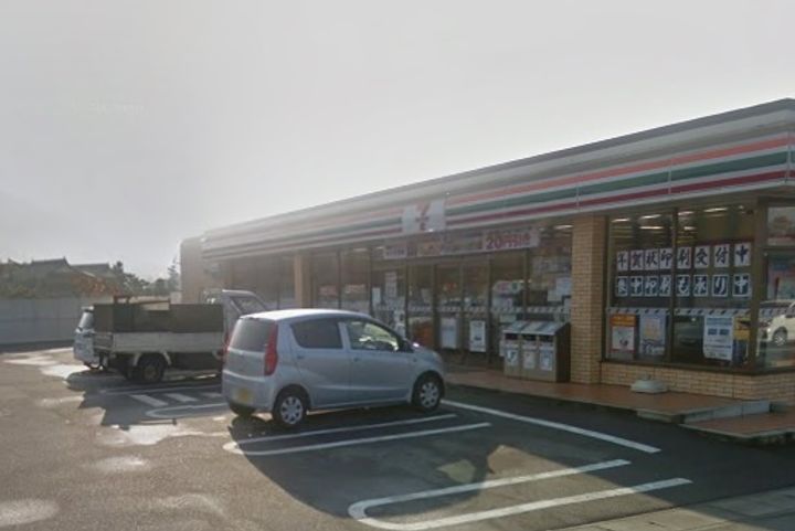 胤森アパートの周辺