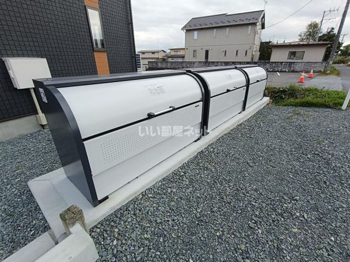 ワンリッチ金ヶ崎Bの地図