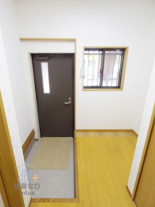 東京都清瀬市松山1(アパート)の賃貸物件の玄関