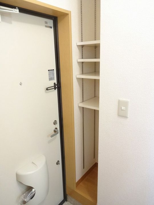プランドール洋光台の玄関