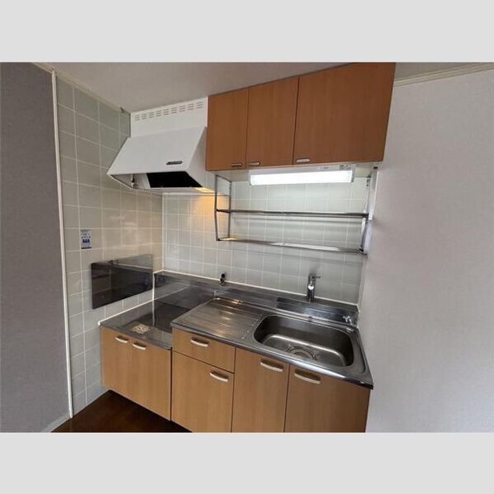 兵庫県伊丹市荒牧3(アパート)の賃貸物件のキッチン