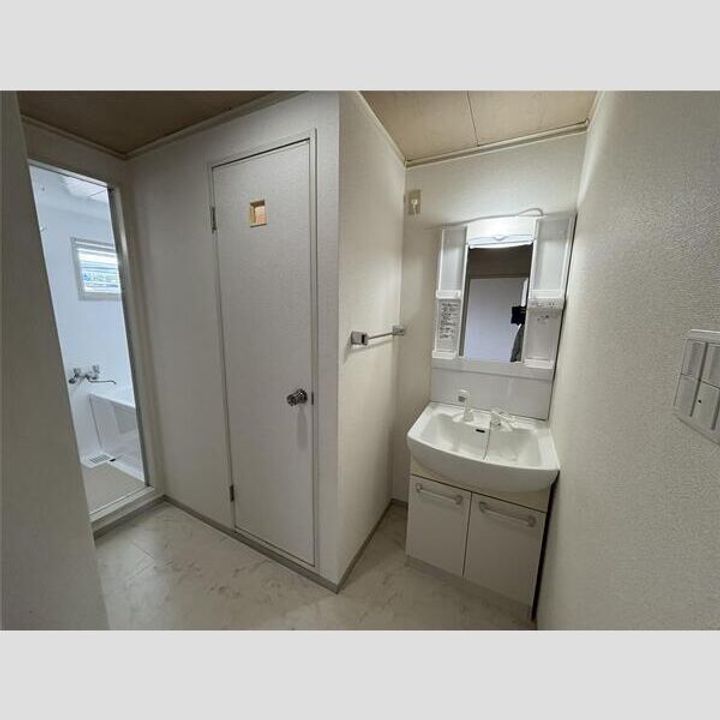 兵庫県伊丹市荒牧3(アパート)の賃貸物件の内装