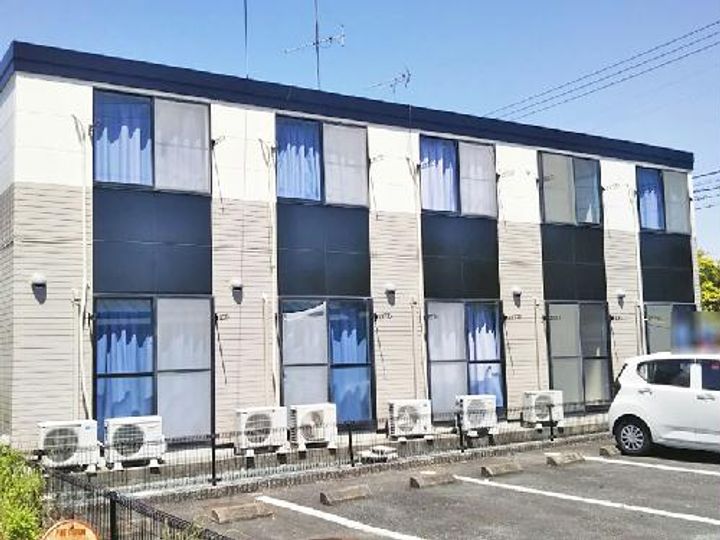 レオパレス瓦屋00の外観